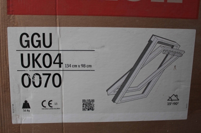 Velux GGU UK04 0070 (134cm x 98cm)